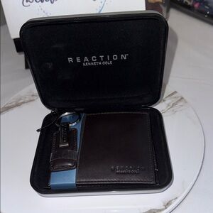 Kenneth Cole Reaction Dark Brown Wallet and Keychain Set